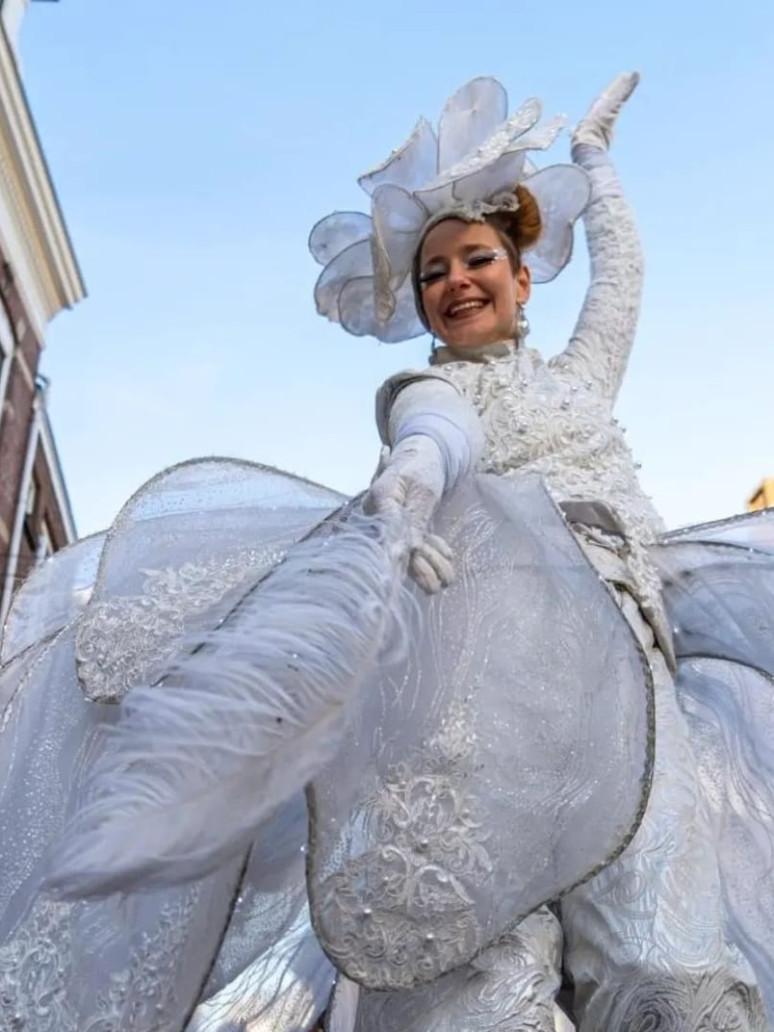 snowflowers iceflowers bloemen op stelten winter wonder land studio foekema snowflowers iceflowers