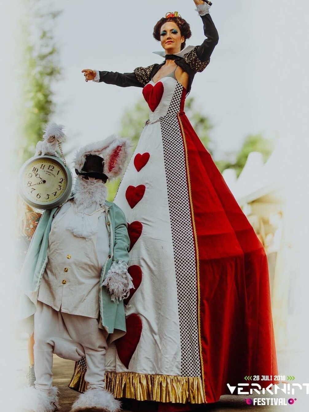 steltenlopers huren alice in wonderland queen of hearts