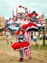 circus steltenlopers huren steltenact