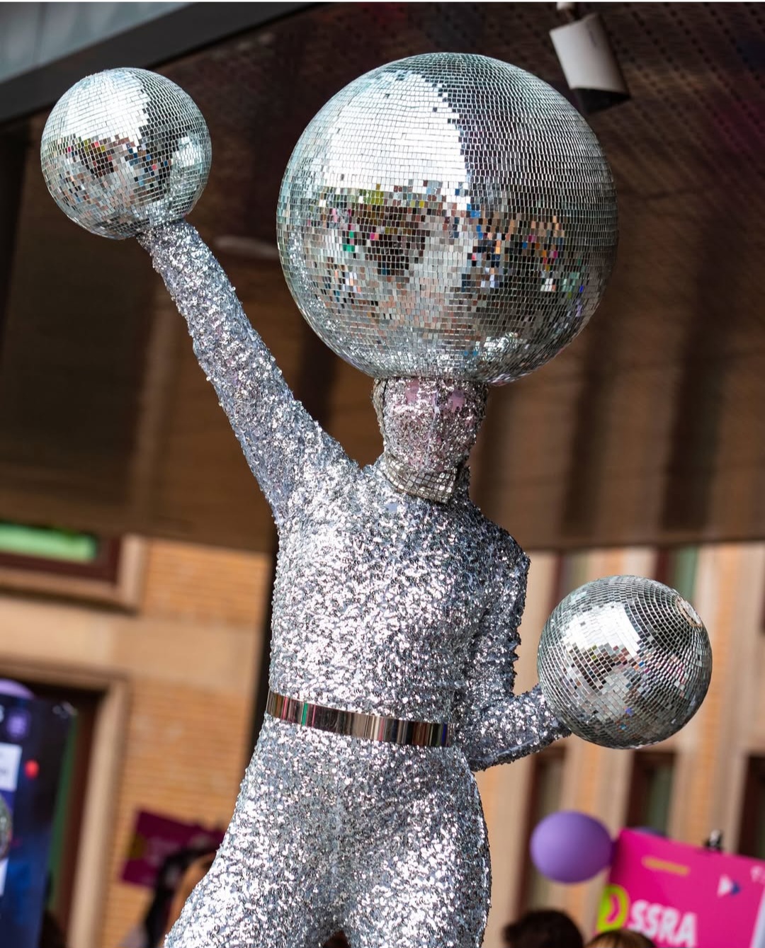 Discoballen - Sense Theatre